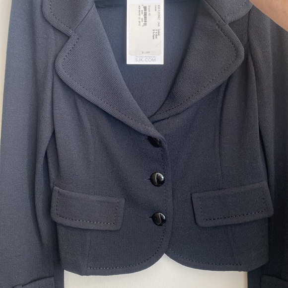 NWT St. John Size 6 jacket. - Picture 8 of 8